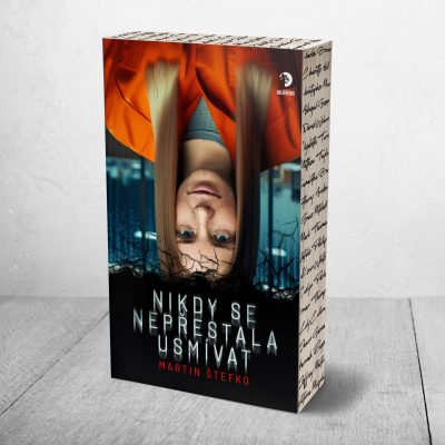 Nikdy se nepřestala usmívat - ořízka